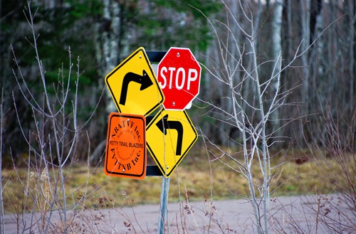 confusing stop sign