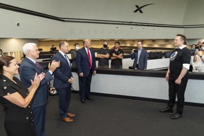 President Trumps visits Elon Musk inside of Space X headquarters 